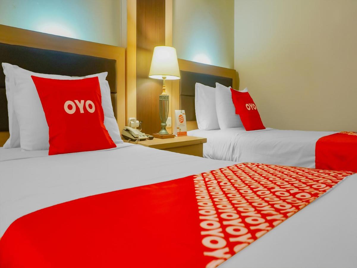 Oyo 3967 Hotel Pantai Wisata Makassar Kültér fotó